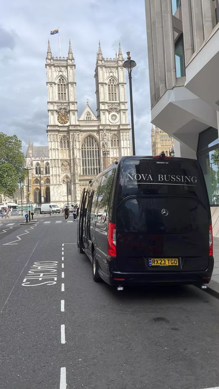 minibus