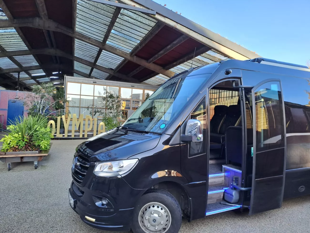 minibus